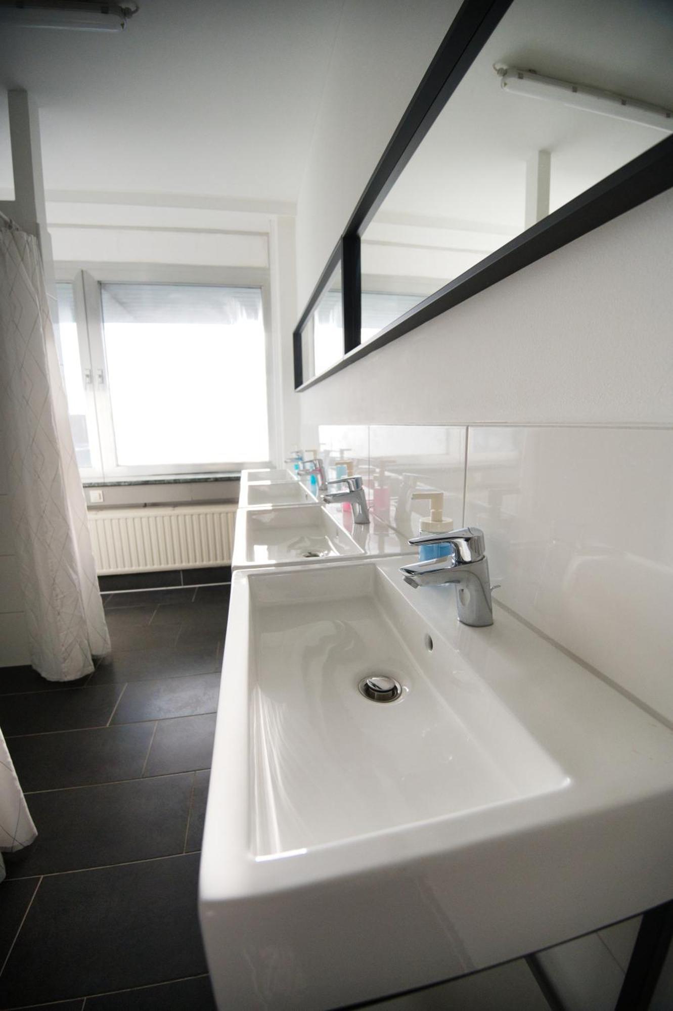 Hostel Messe Laatzen Extérieur photo