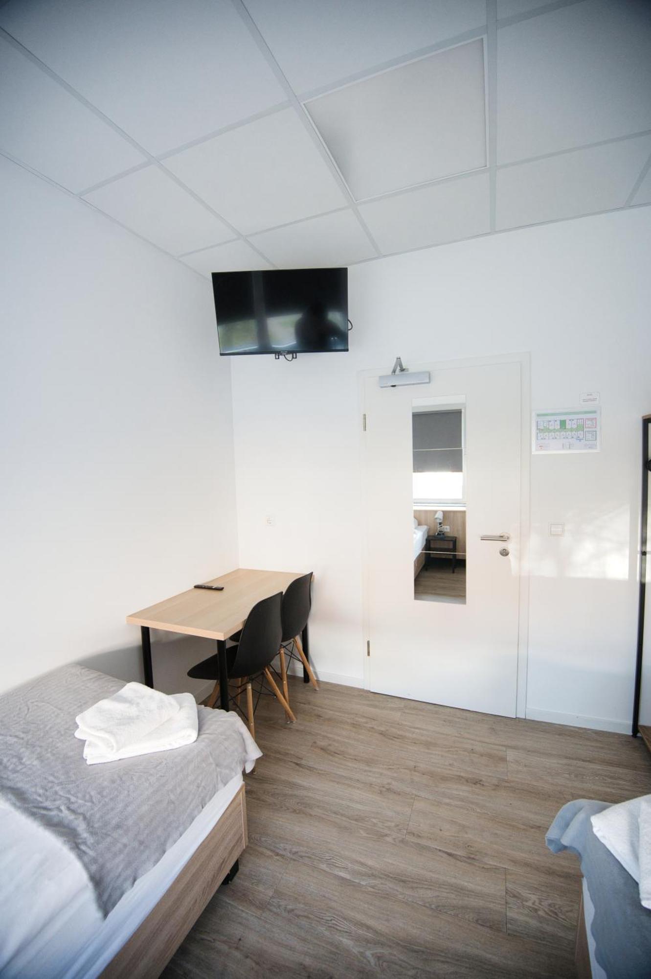 Hostel Messe Laatzen Extérieur photo
