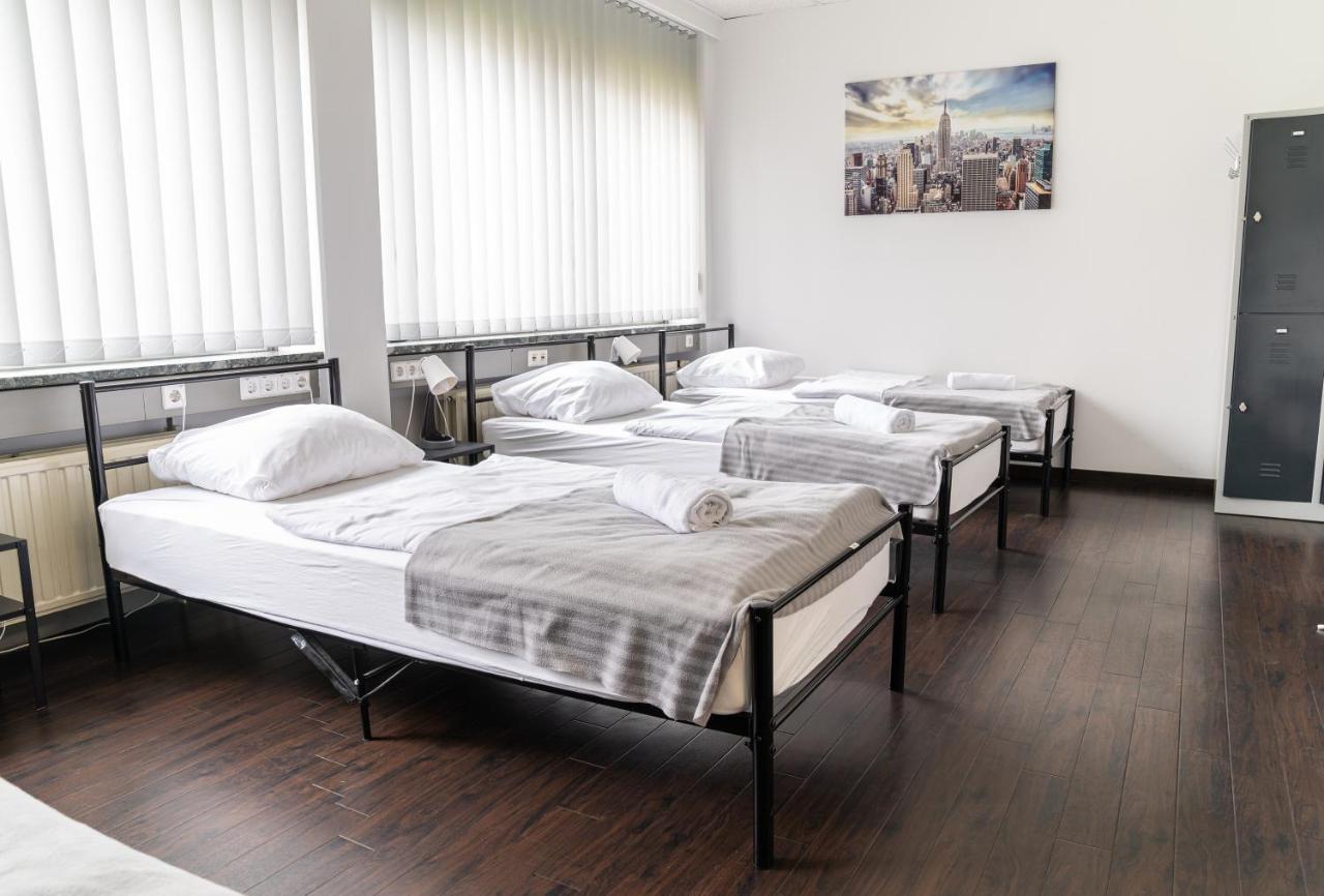 Hostel Messe Laatzen Extérieur photo